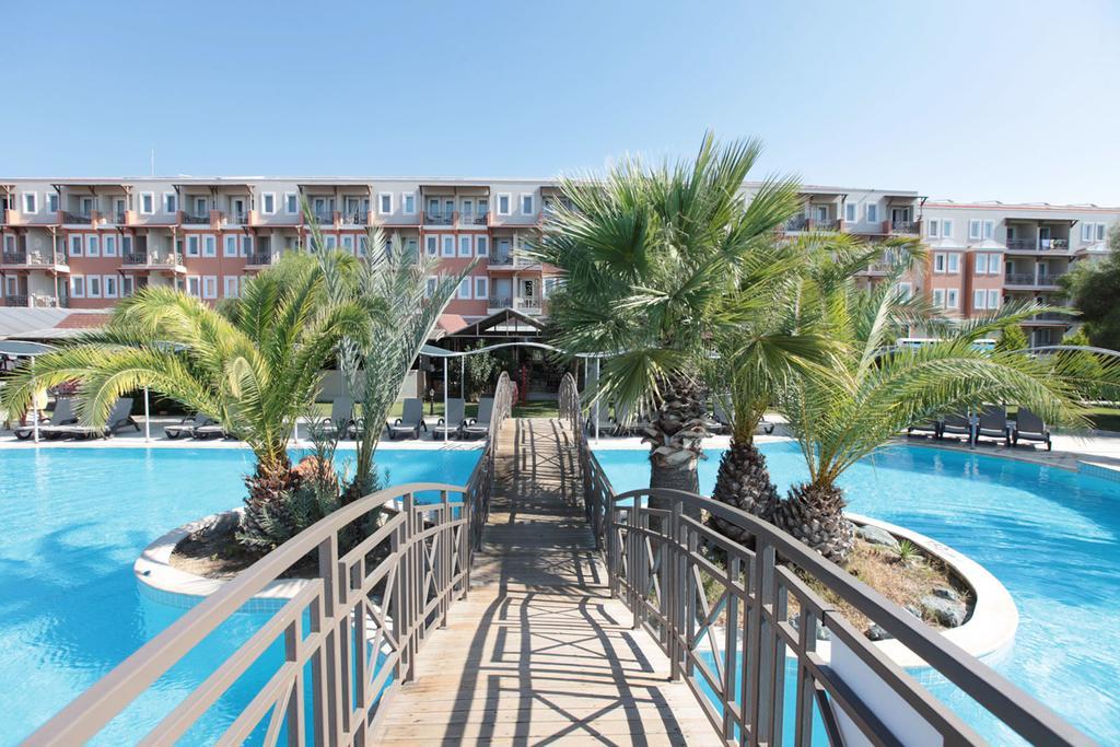 Club Yali Hotels & Resort Гумульдур Экстерьер фото