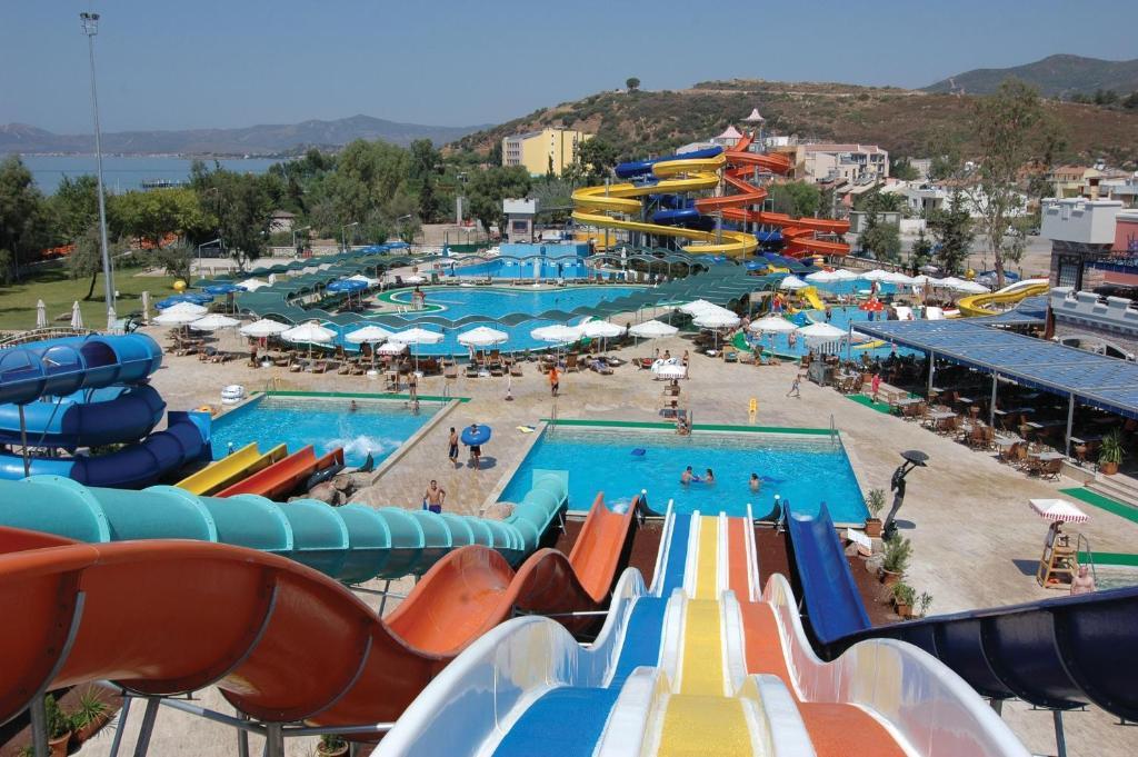 Club Yali Hotels & Resort Гумульдур Экстерьер фото