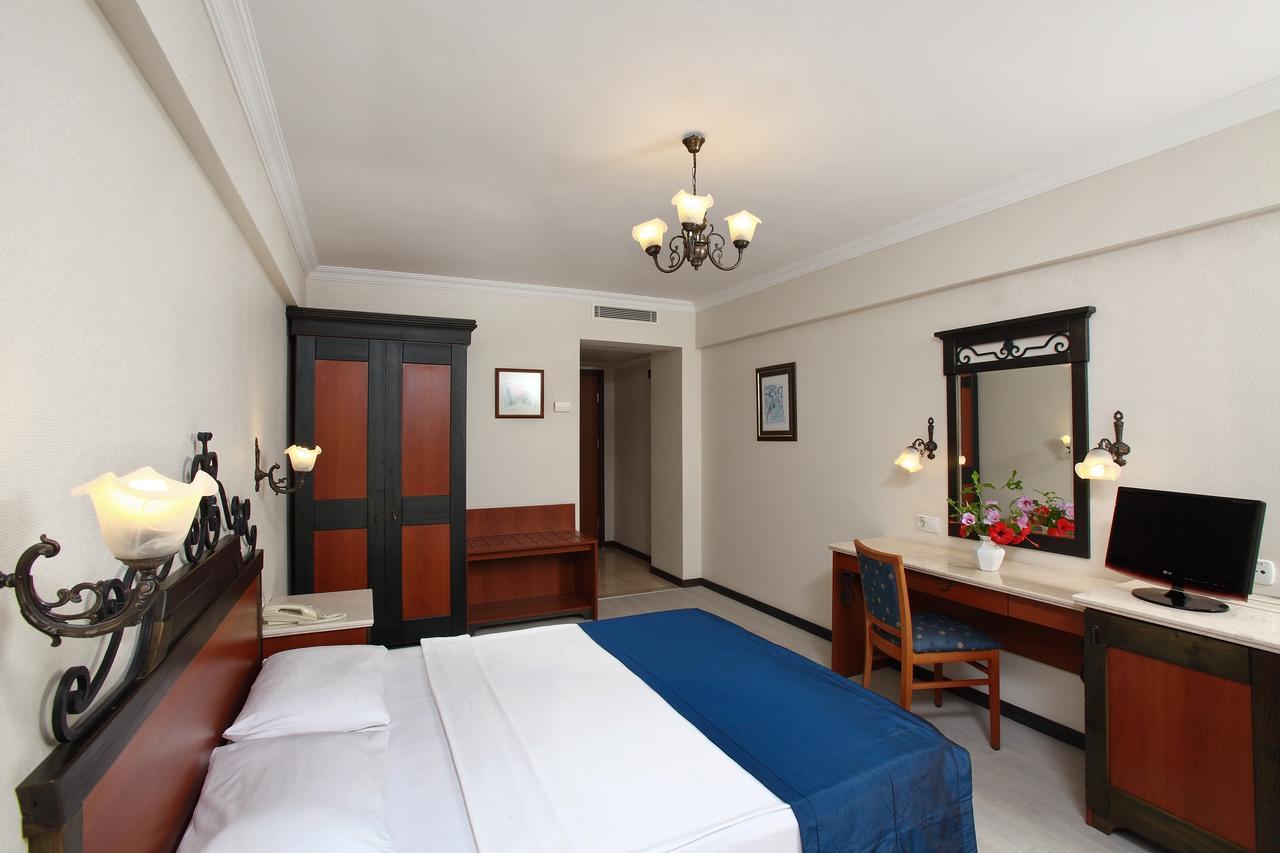 Club Yali Hotels & Resort Гумульдур Экстерьер фото