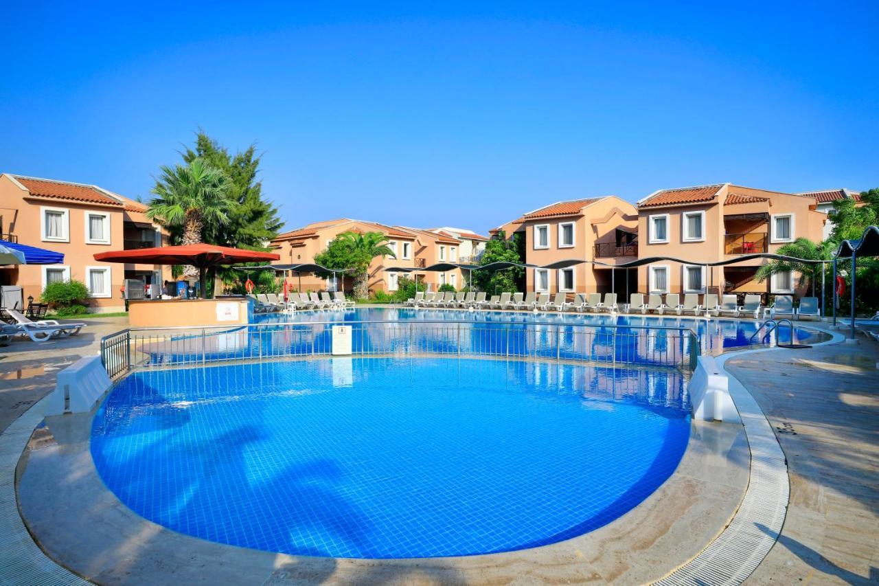 Club Yali Hotels & Resort Гумульдур Экстерьер фото