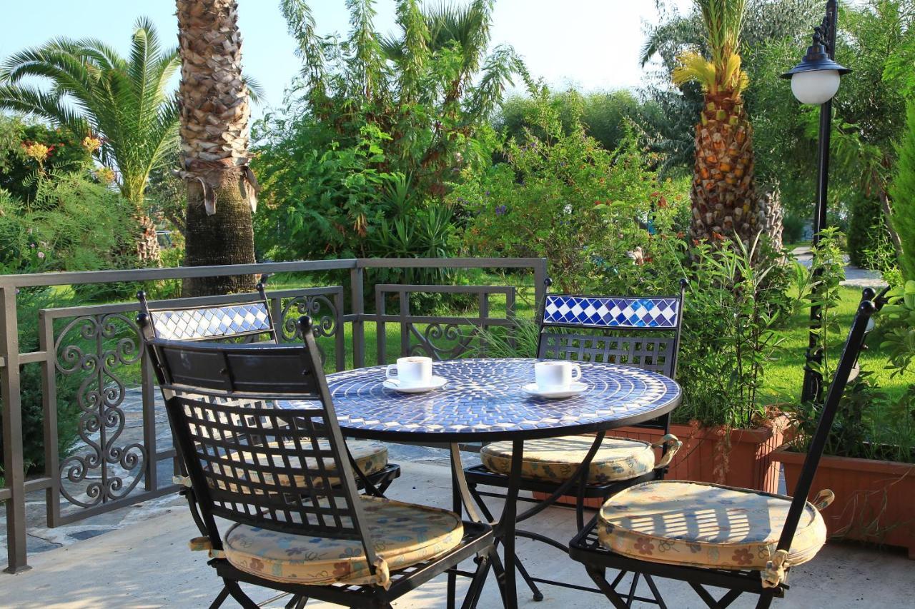 Club Yali Hotels & Resort Гумульдур Экстерьер фото